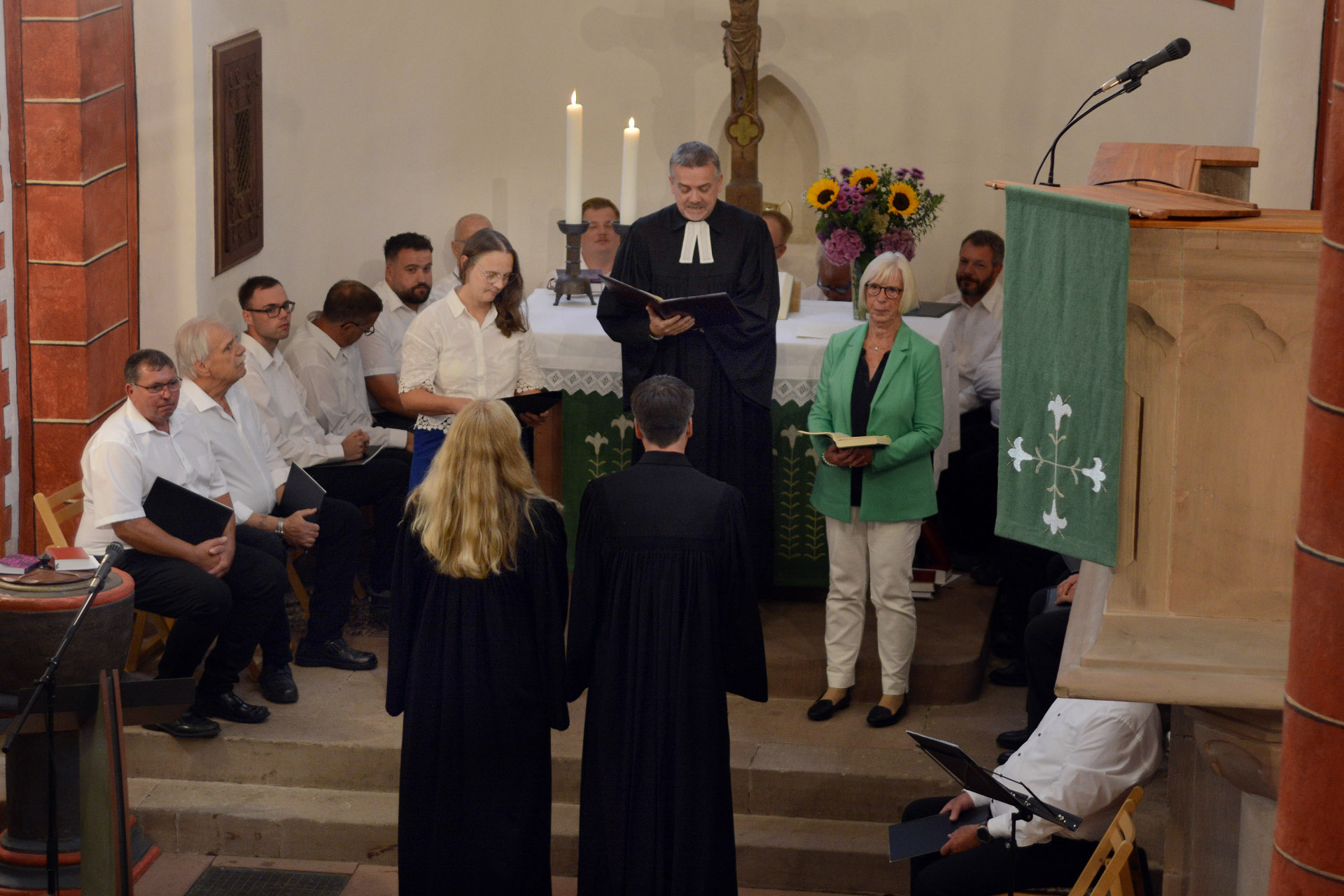 Einführung Pfarrerehepaar Schwarz Einführung Pfarrerehepaar Schwarz